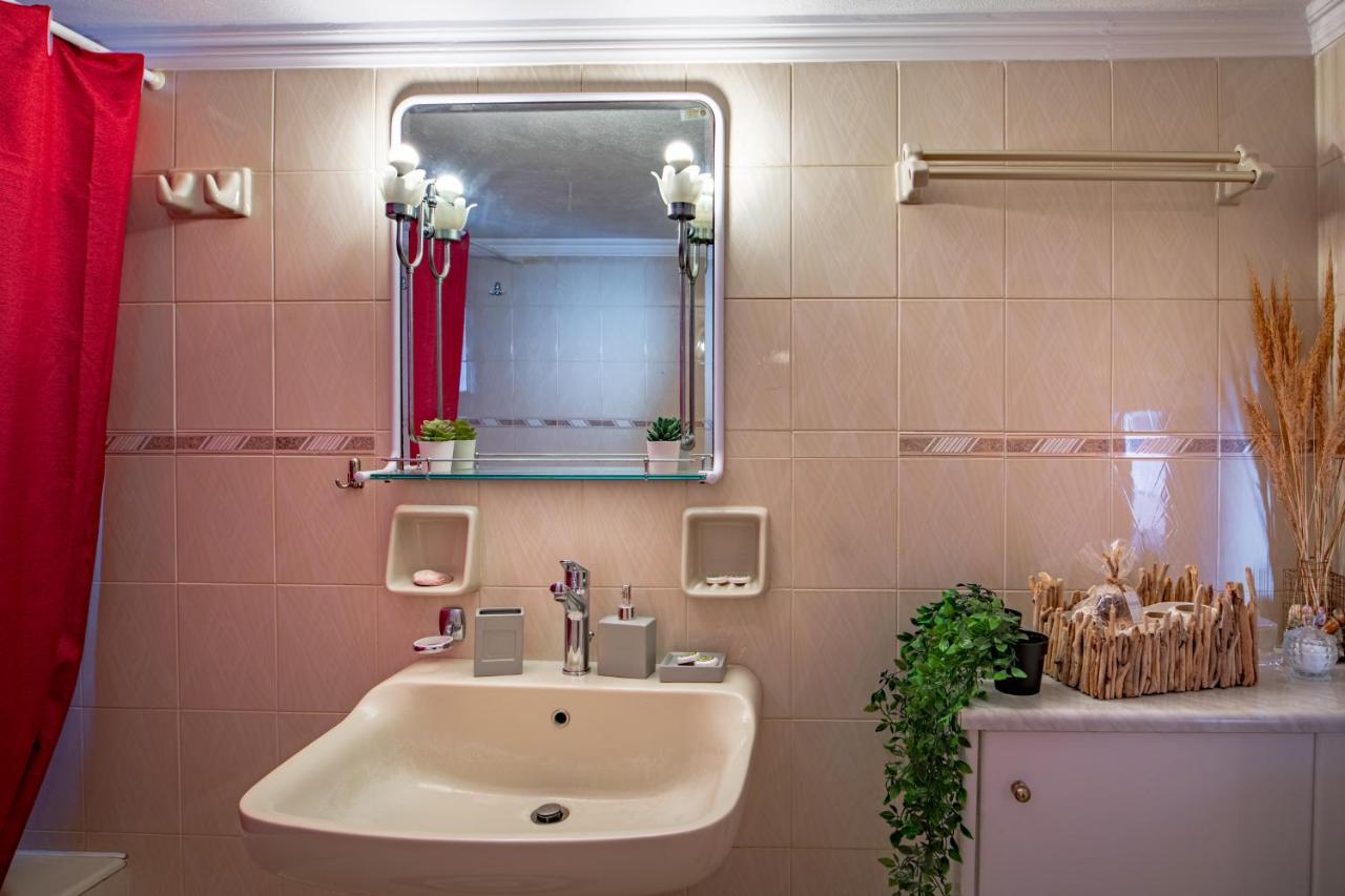 Golden Flower'S Apartment Poros  Exterior photo